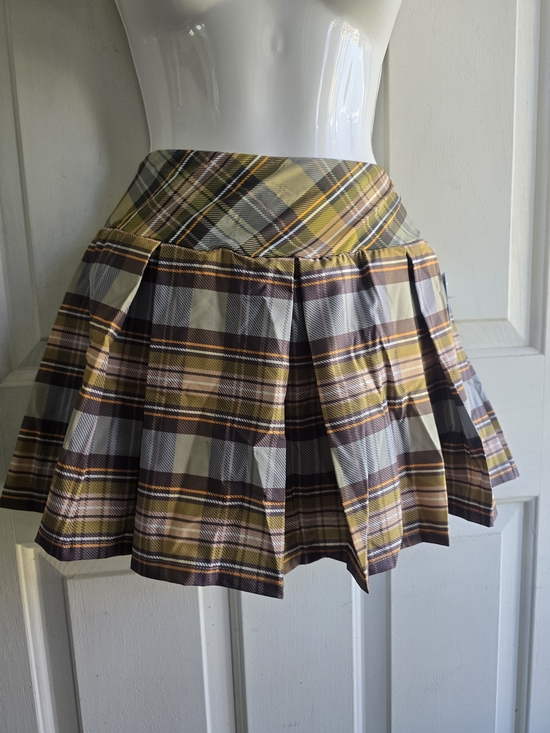 Dresses & Skirts - Plaid Pleated Mini Skirt in Yellow & Brown